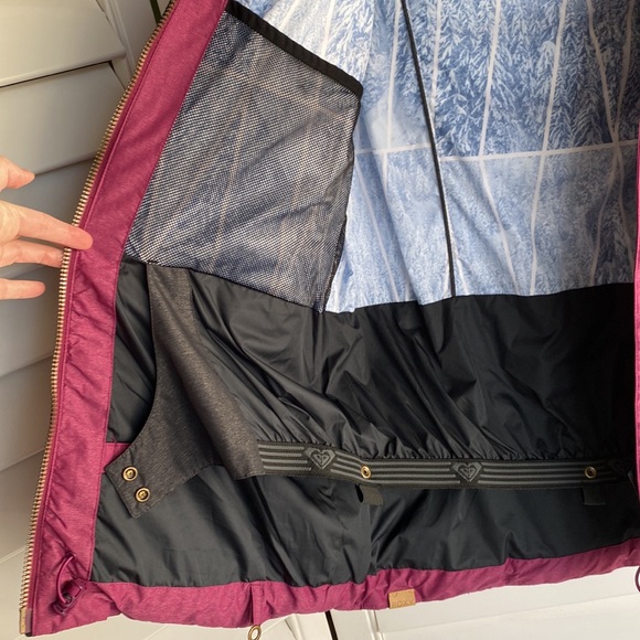 Roxy snow jacket size medium - Picture 2 of 7